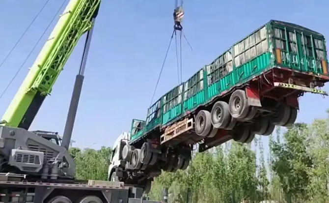 云龙道路脱困救援案例